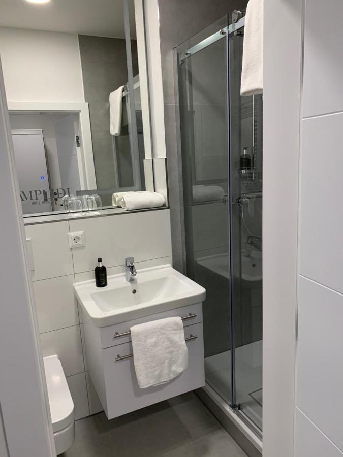 Amplidi Hotel